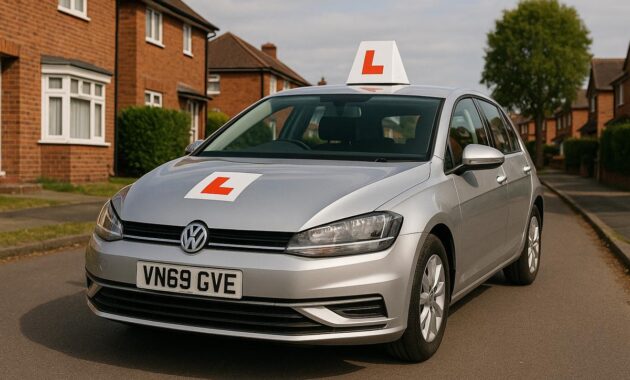How UK Learner Drivers Can Cut an 18-Week DVSA Wait to One Week in 2025