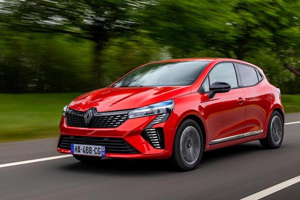 Renault Clio reclaims top spot, Renault 5 in Top 20 – Best Selling Cars Blog