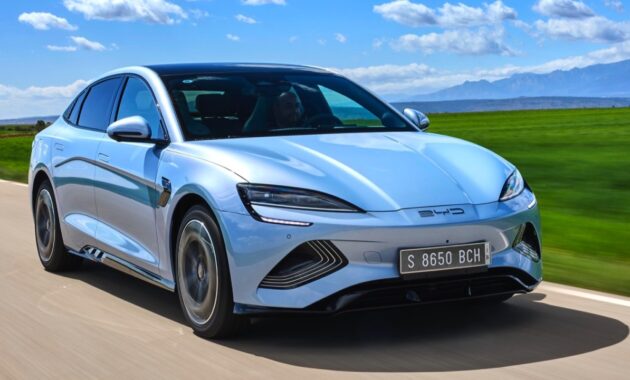 BYD Seal Front Three Quarters