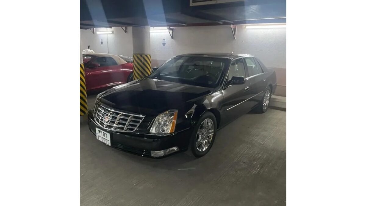 Cadillac DTS of Ratan Tata