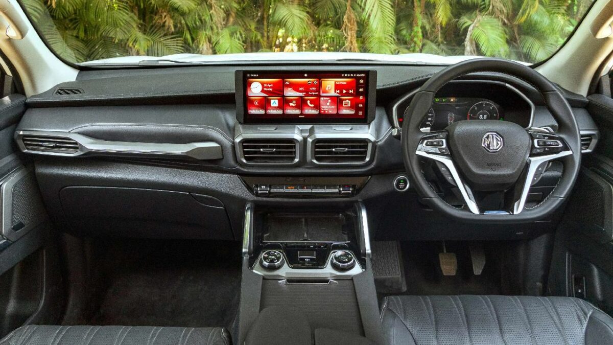 MG Majestor Interior